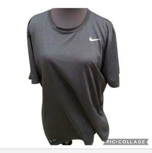 Nike Dri Fit‎ tee XL